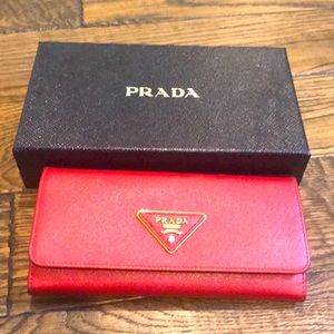 Prada wallet